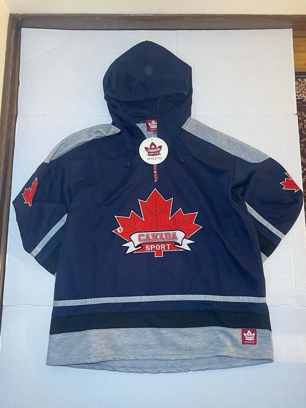 Vintage NWT Canada Athletic Hockey Jersey Hoodie Size XL
